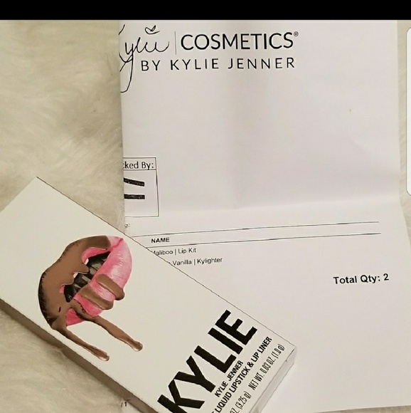 Maliboo Mattel lip kit!! - Picture 3 of 4